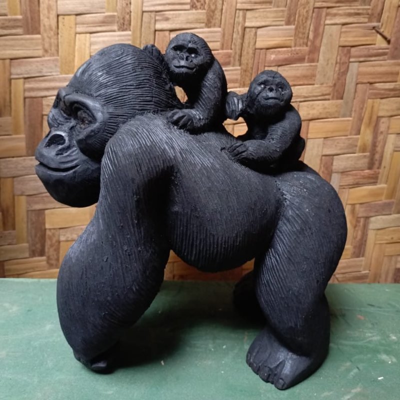 Gorilla  Statue