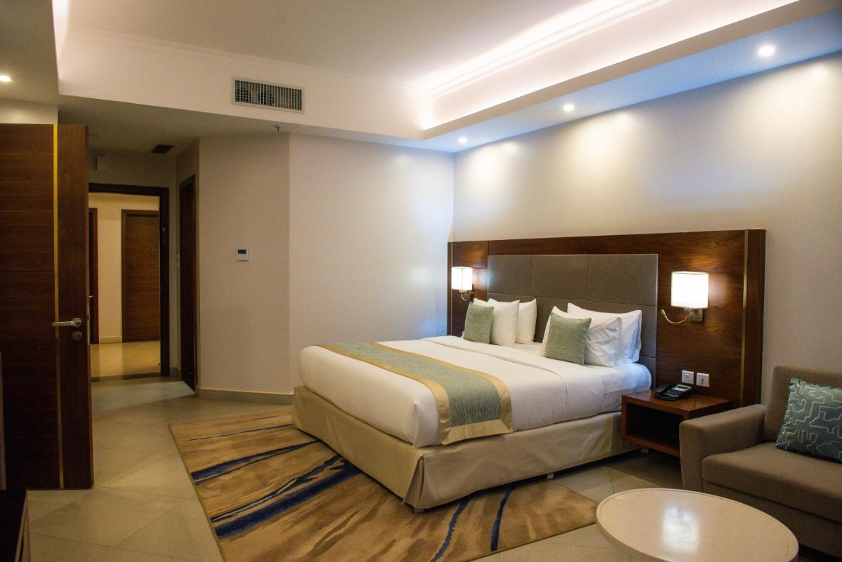 Single Deluxe Room